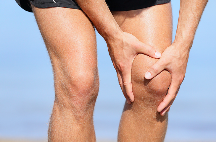 Man experiences Muscle or Joint pain _Kneepain_ibuprofen may help